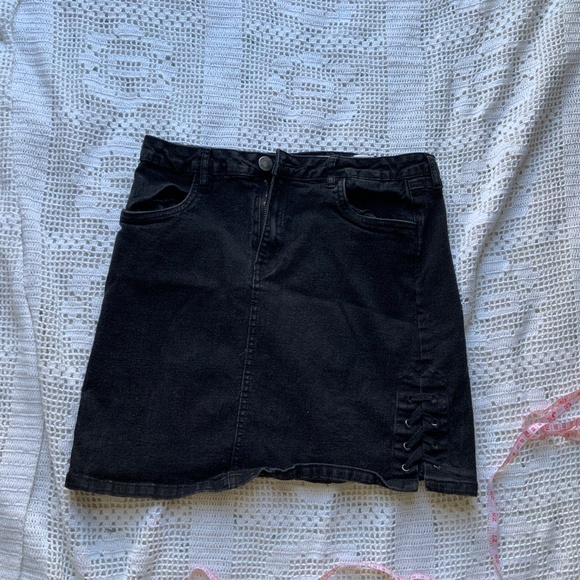 Streetwear Society Black Demin Skirt Size L - Picture 1 of 5